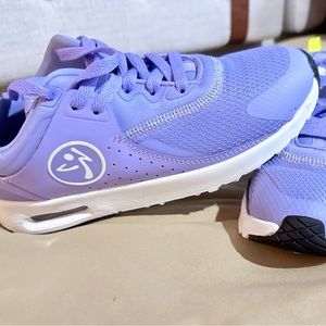 Zumba shoes. Size 7. Zumba air boost. Purple/lavender.